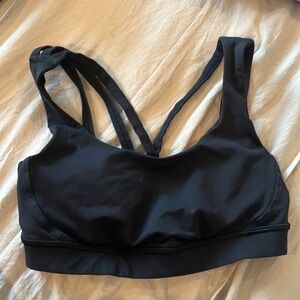 Black Lululemon sports bra